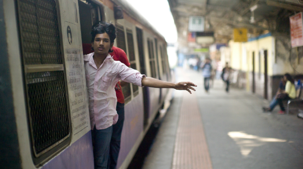 mumbai local trains