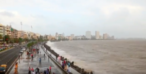 After watching this video you will feel like going to Marine Drive in Mumbai right now