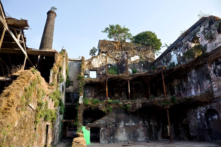 7 Haunted Places In Mumbai That Will Give You Goosebumps