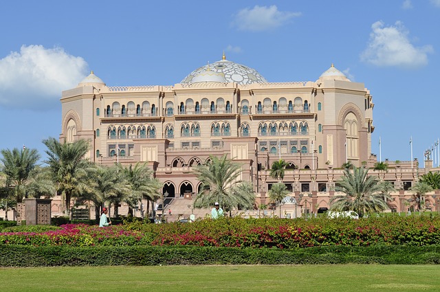 most luxurious hotel emirates-palace