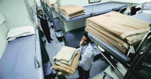 Last Year, Passengers Stole 1.95 Lakh Towels, 81,736 Bedsheets & 55,573 Pillow Covers From Trains