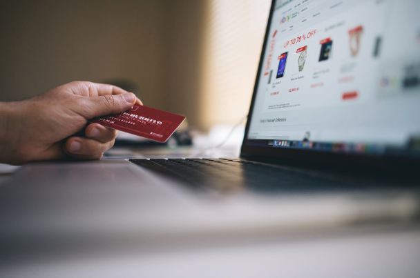 How to Save Money While Shopping Online