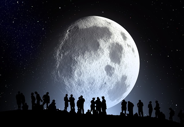 facts about the moon