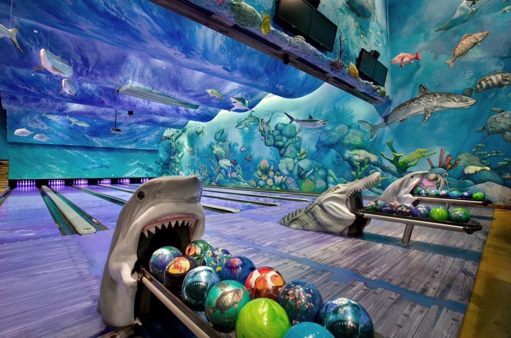 Bowling In An Underwater Aquarium