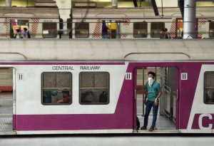 62% Of Mumbaikars Will Not Travel By Mumbai Locals Once Lockdown Eases - Survey