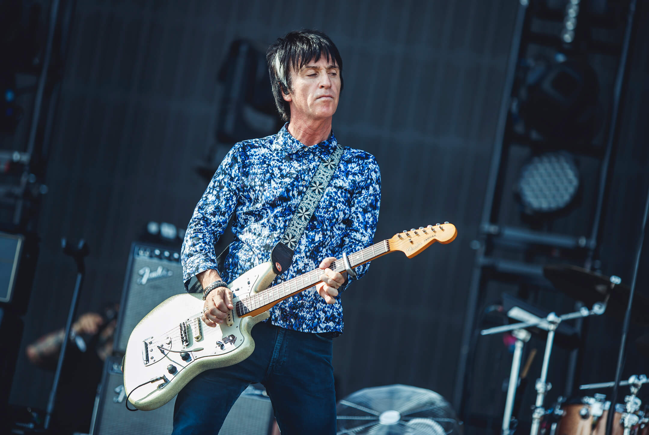 How did Famous Guitarists like Johnny Marr Learn to Play