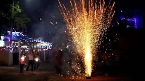 Complete Ban on Bursting, Sale of Firecrackers Up to Jan 1, 2022 in Delhi