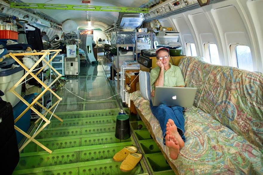 Man Lives Inside 727 Airplane 