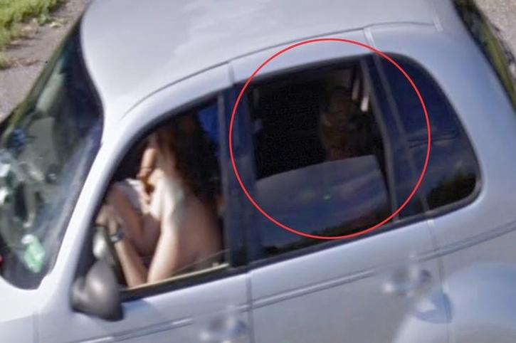 Google Earth User Spots Alien Sitting In The Back Seat Of A Car